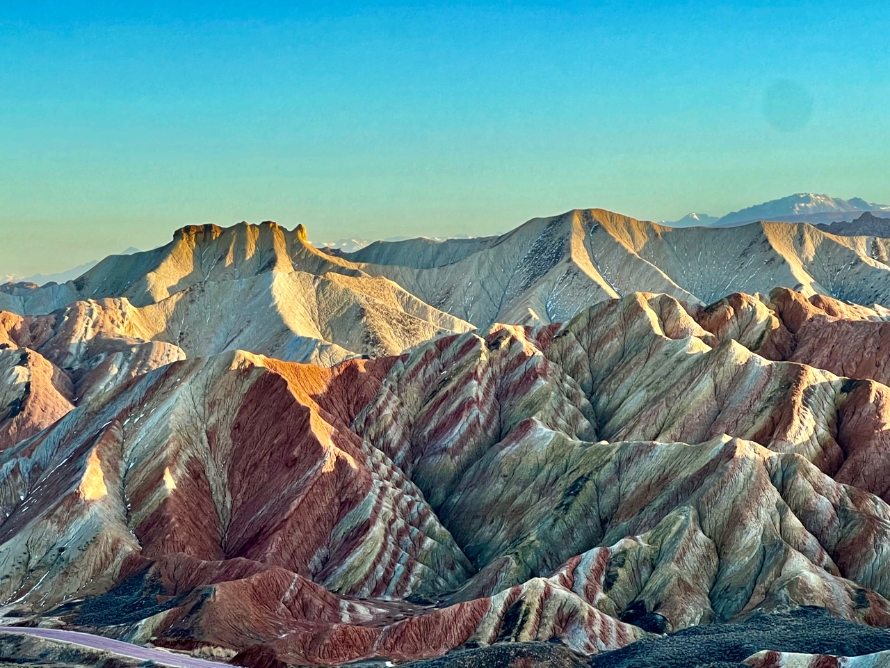 敦煌包車租車價格、費用和消費標(biāo)準(zhǔn)？