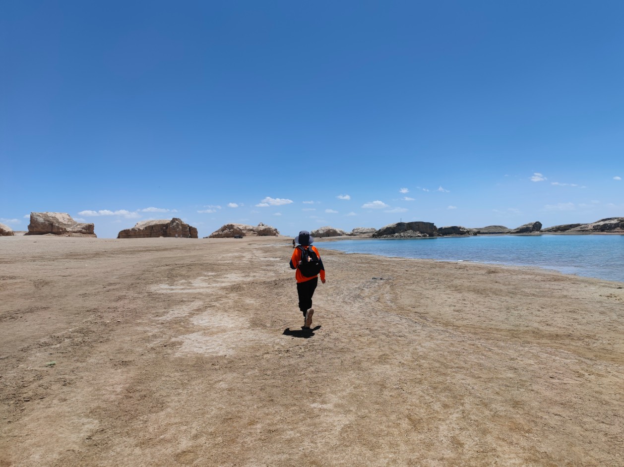 敦煌逐西租車公司：怎樣洗車才科學(xué)？