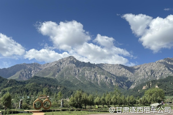 從西寧包車到蘭州，沿途能停塔爾寺嗎？  