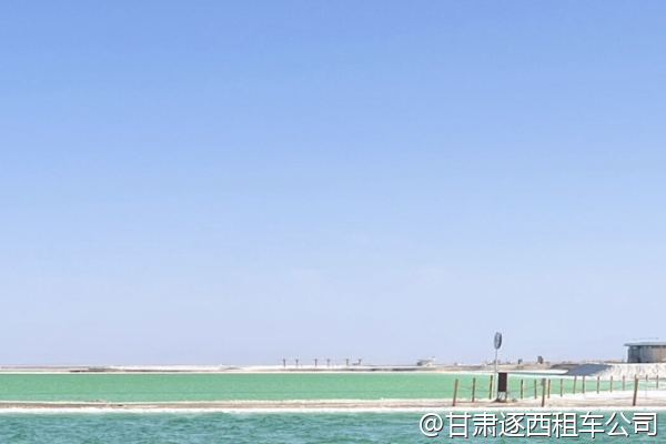 國(guó)慶期間敦煌人多嗎？包車能避開人群?jiǎn)幔? 